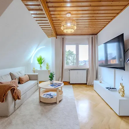 Bright Boho With Free Wifi Free Parking Near A72 * Zwickau