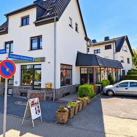 Cosmic Living Modern With Smart Tv, Parking & Self Check-in Apartment Zwickau